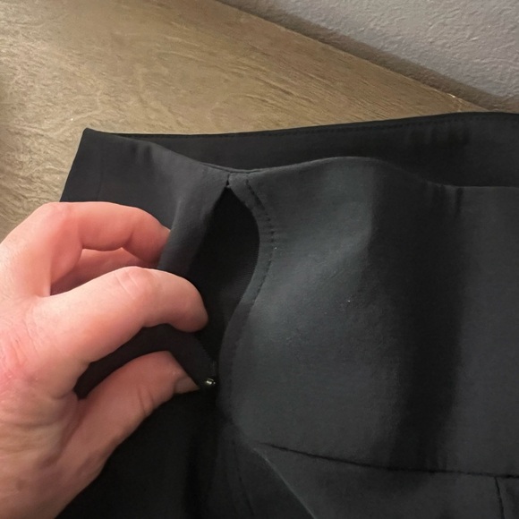 Orvis NWT Women's Black Nomad Slim Stretch Ankle Pants Size 4 Versatile Minimal - Picture 6 of 13